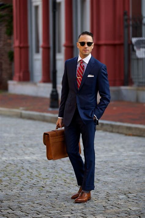 shoe color with navy suit.